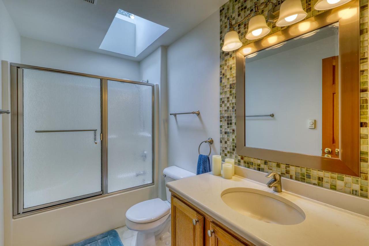 2 Bed 2 Bath Vacation Home In Orcas Island Rosario Экстерьер фото